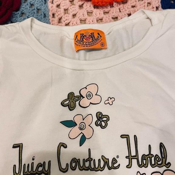 Vintage Y2K Juicy couture Made in US Hotel and Bungalows baby tee - Picture 5 of 6